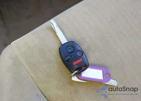 2005 Honda Accord 2.4 Lx z USA, uszkodzony, nr VIN 1HGCM56485A125226